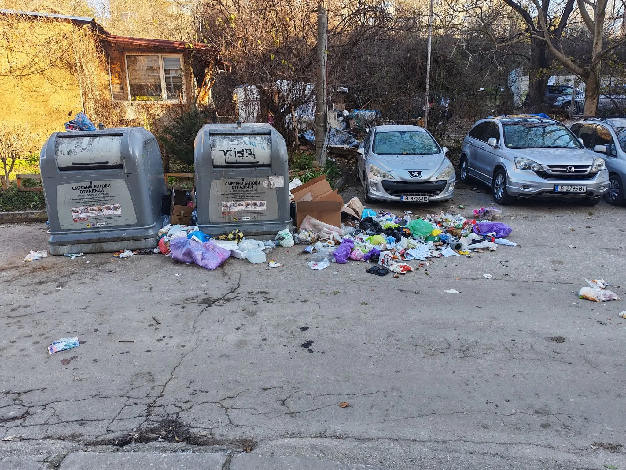 Граждани алармираха за драстично влошаване на чистотата в квартала им